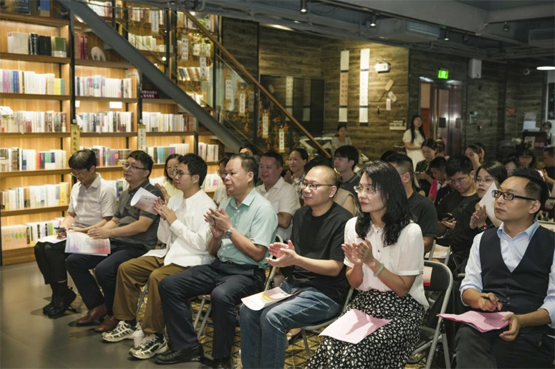 活動(dòng)現(xiàn)場(chǎng) (2).jpg 活動(dòng)現(xiàn)場(chǎng) (2).jpg